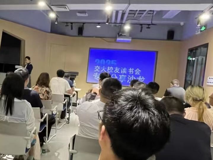 09428dbc1bd86d7a12b67d50f3190b66